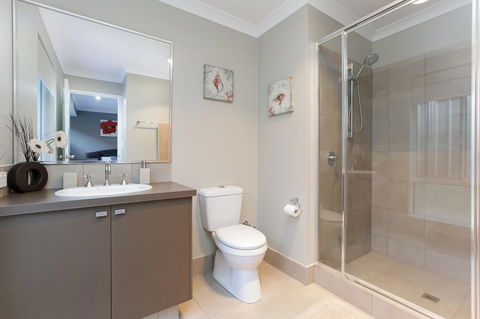 Perth Comfy Stays - Holiday Adelaide 27