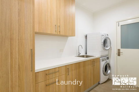 20 Madaffari Drive - Holiday Adelaide 22