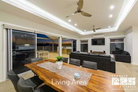 20 Madaffari Drive - Holiday Adelaide 3