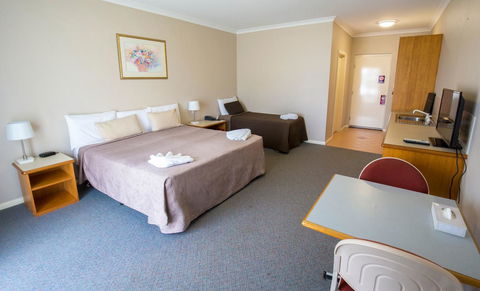 Esplanade Hotel Busselton - Holiday Adelaide 19