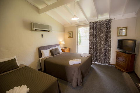 Esplanade Hotel Busselton - Holiday Adelaide 40