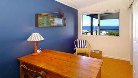 Tru Blu - Enjoy Sweeping 180 Degree Views Of Gracetown In This Modern Family Beach House - Holiday Adelaide 4