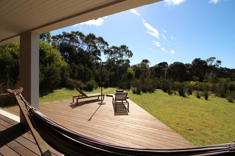 Tamar Solar Home - Holiday Adelaide 6