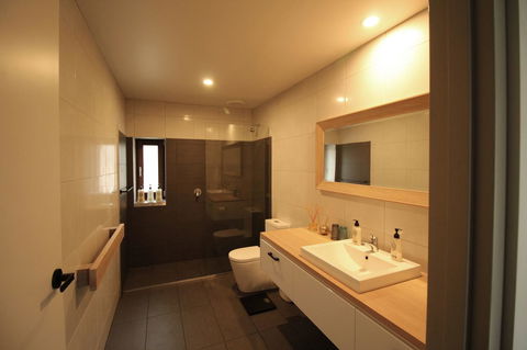 Tamar Solar Home - Holiday Adelaide 10
