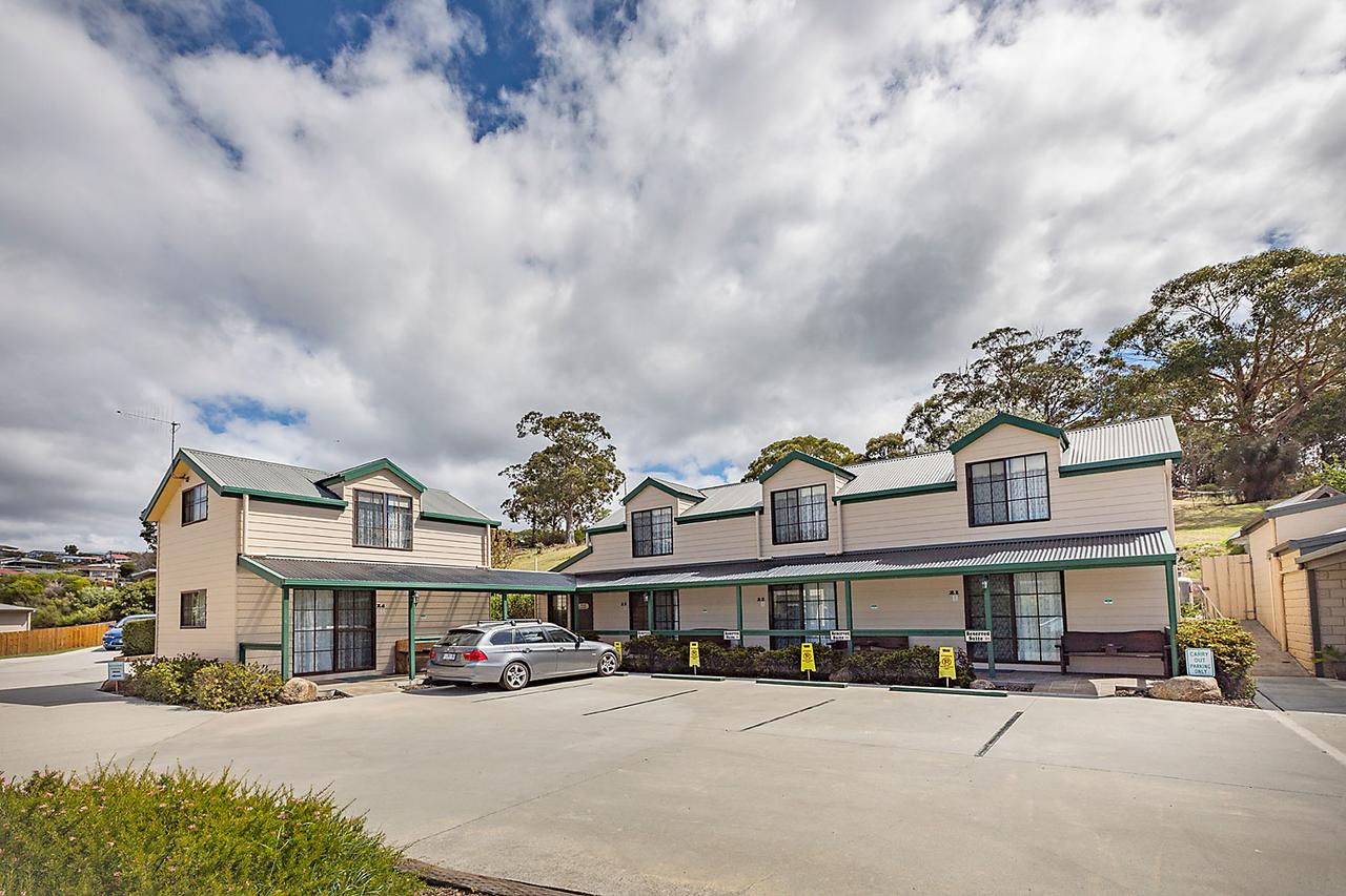 St Helens TAS Holiday Adelaide