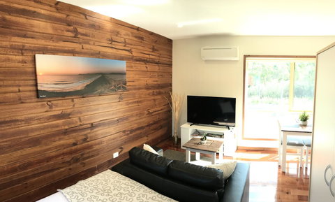 Loma Cottages - Holiday Adelaide 2