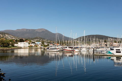 Wrest Point - Holiday Adelaide 12