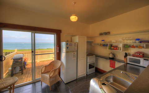 Stanley Village Waterfront Accommodation - Holiday Adelaide 19