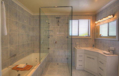 Stanley Village Waterfront Accommodation - Holiday Adelaide 20