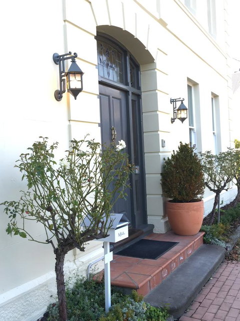 Clydesdale Manor - Holiday Adelaide 4