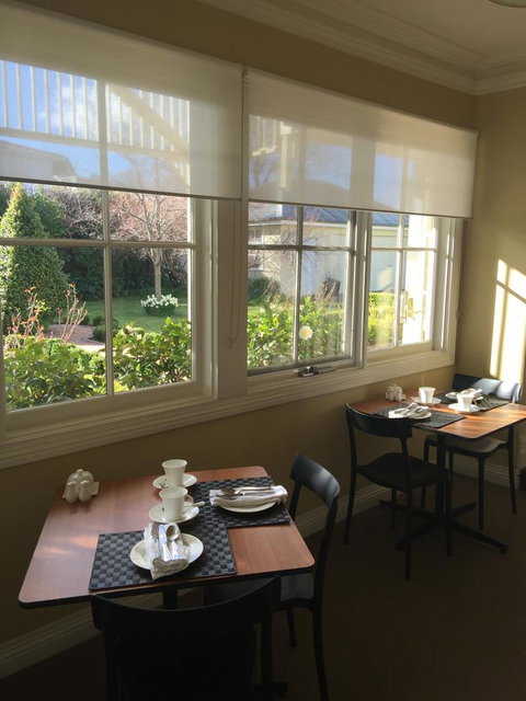 Clydesdale Manor - Holiday Adelaide 5