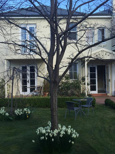 Clydesdale Manor - Holiday Adelaide 2