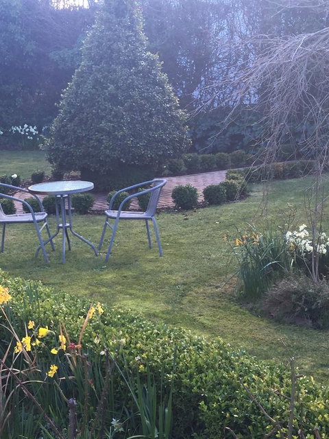 Clydesdale Manor - Holiday Adelaide 8