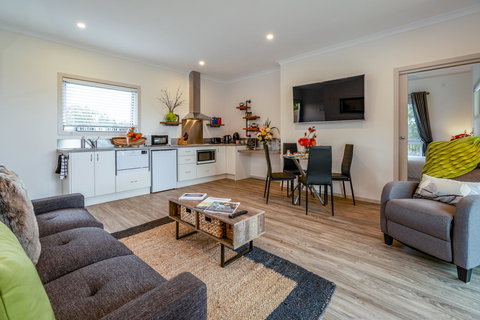 Erriba House - Holiday Adelaide 5