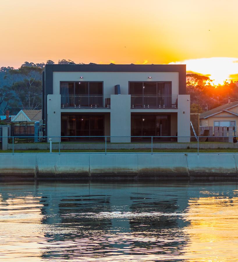 Abbotsham TAS Holiday Adelaide