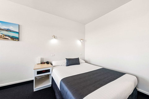Coach House Launceston - Holiday Adelaide 19