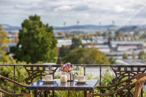 Coach House Launceston - Holiday Adelaide 27