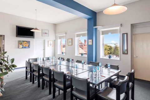 Coach House Launceston - Holiday Adelaide 34
