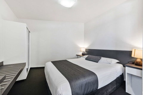 Coach House Launceston - Holiday Adelaide 12