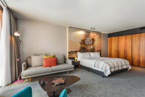 MACq 01 Hotel - Holiday Adelaide 1