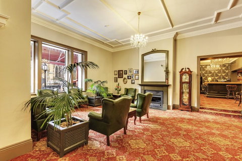 Hadley\'s Orient Hotel - Holiday Adelaide 12