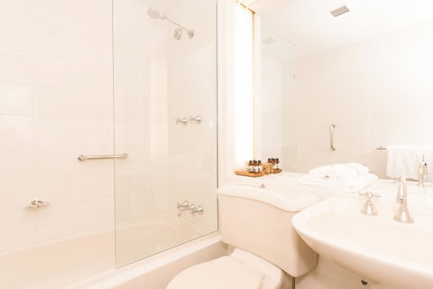 Hadley\'s Orient Hotel - Holiday Adelaide 39