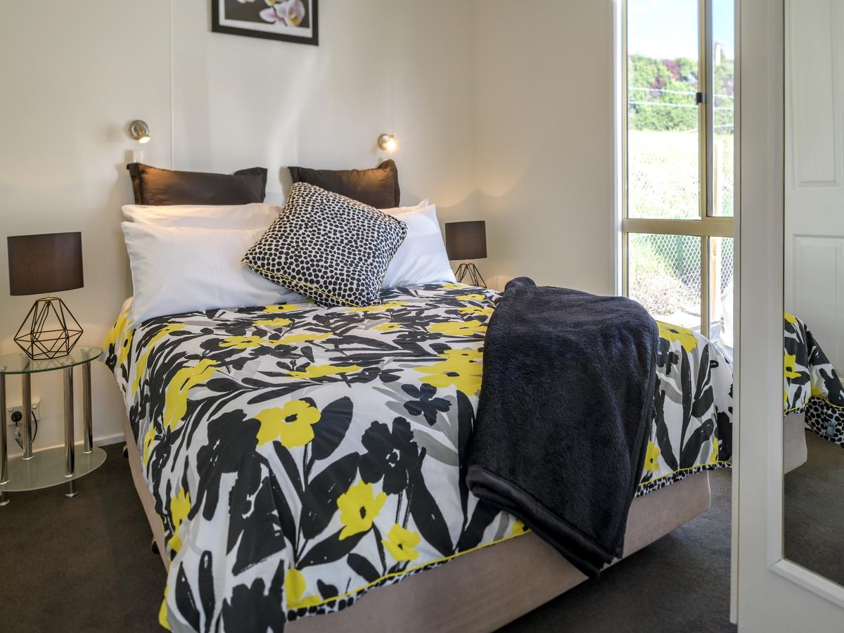 Mornington TAS Holiday Adelaide