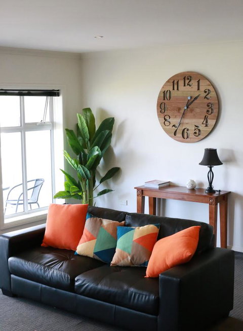 Church Street Villas - Holiday Adelaide 3