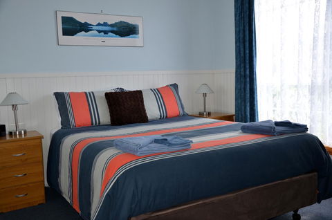 Castaway Holiday Apartments - Holiday Adelaide 15