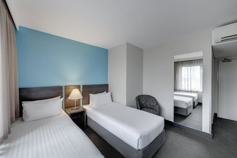 Travelodge Hotel Hobart - Holiday Adelaide 11