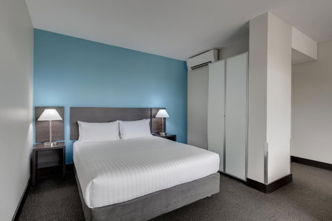 Travelodge Hotel Hobart - Holiday Adelaide 2