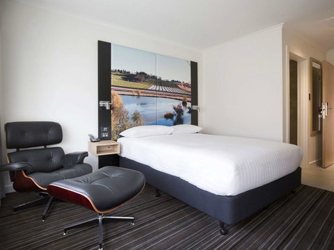 Mercure Launceston - Holiday Adelaide 43