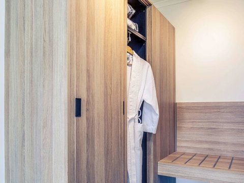 Mercure Launceston - Holiday Adelaide 31