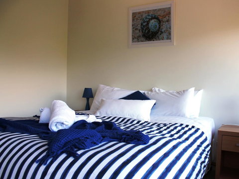 Freycinet Sanctuary 5 - Holiday Adelaide 6