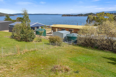 Omaroo Cottage Bruny Island - Holiday Adelaide 13
