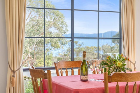 Omaroo Cottage Bruny Island - Holiday Adelaide 5