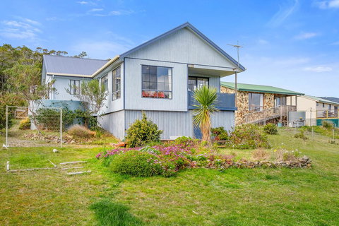Omaroo Cottage Bruny Island - Holiday Adelaide 16