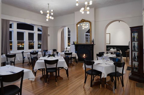 Rydges Hobart - Holiday Adelaide 12