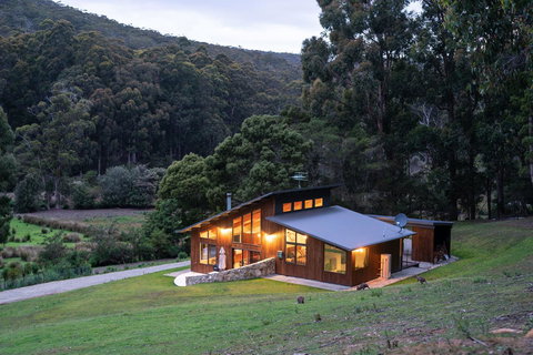 Adventure Bay Retreat Bruny Island - Holiday Adelaide 2