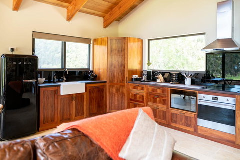 Adventure Bay Retreat Bruny Island - Holiday Adelaide 21