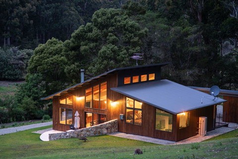 Adventure Bay Retreat Bruny Island - Holiday Adelaide 1