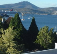 Reflections on the Bay - Holiday Adelaide