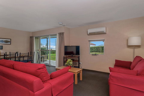 Bay View Villas - Holiday Adelaide 7