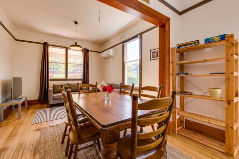 Rosehaven Cottage - Holiday Adelaide 9