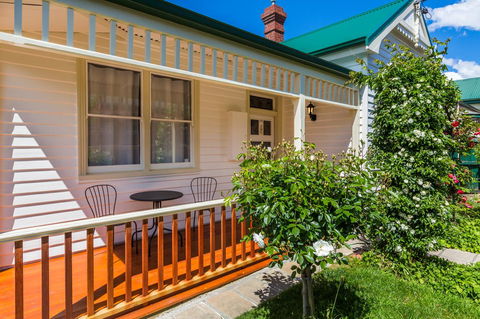 Rosehaven Cottage - Holiday Adelaide 0