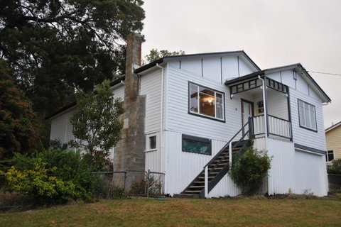 Maydena Chalet - Holiday Adelaide 0