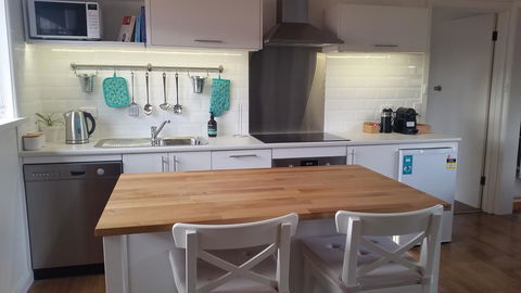 Driftwood-Cottage - Holiday Adelaide 1