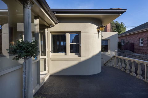 Jones On Wilson Boutique B&B - Holiday Adelaide 16