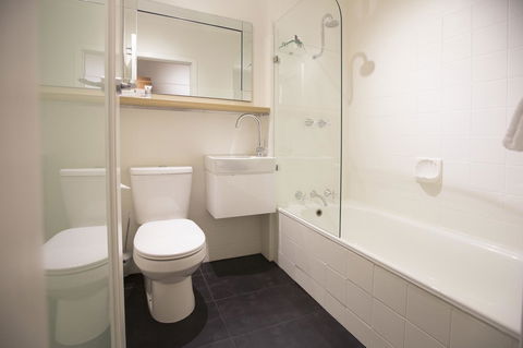 Hotel Launceston - Holiday Adelaide 9