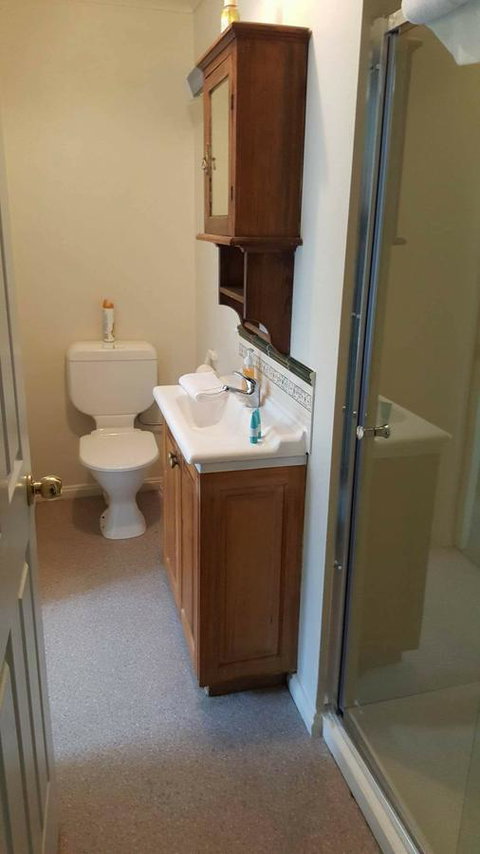 City Townhouse Walking Distance To City - Holiday Adelaide 10